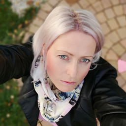 Nicole Hoffmann
