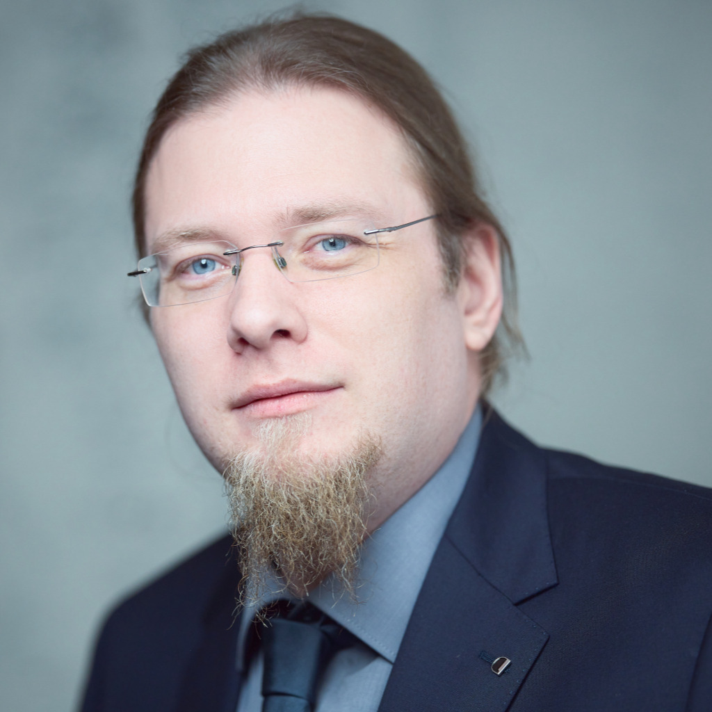 Julian Wecke Practical Security Strategist Julian Wecke Effective