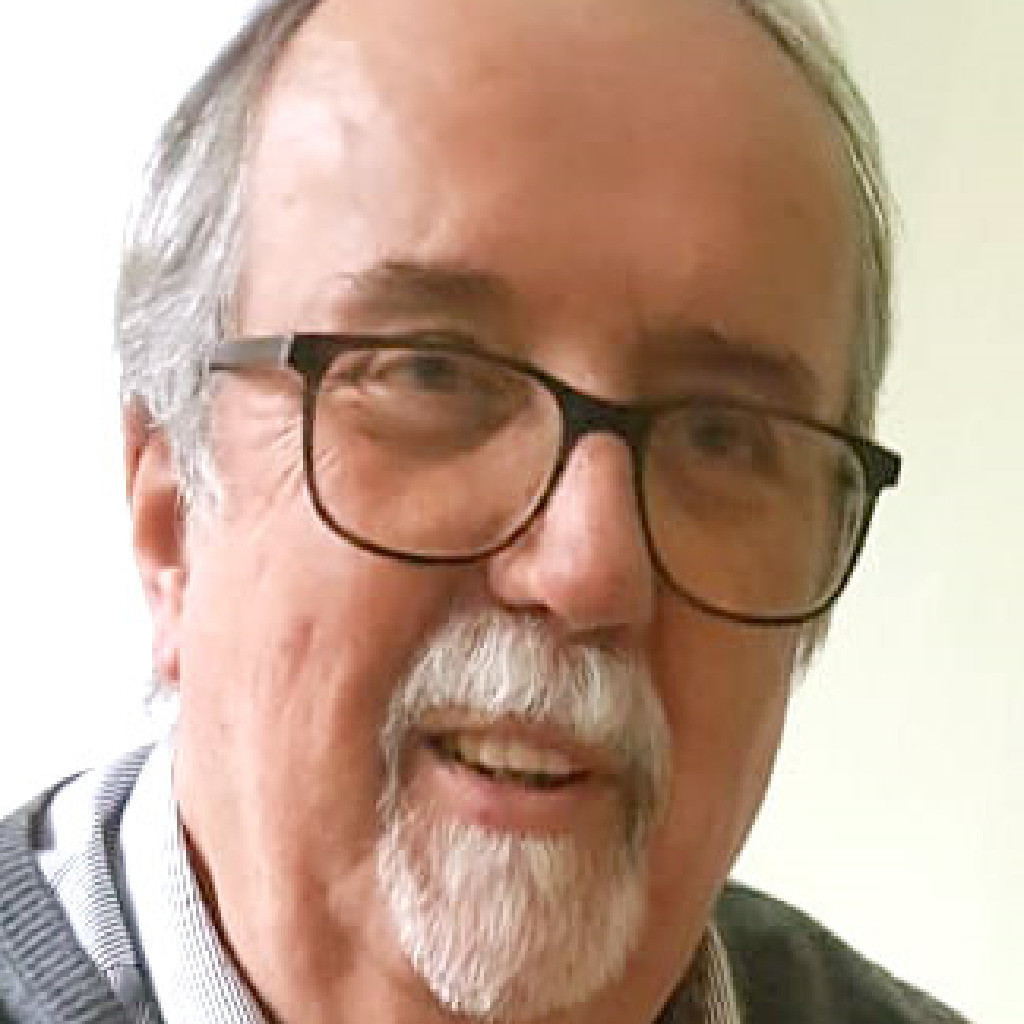 Peter Poloczek Studiendirektor i.R. Privat XING