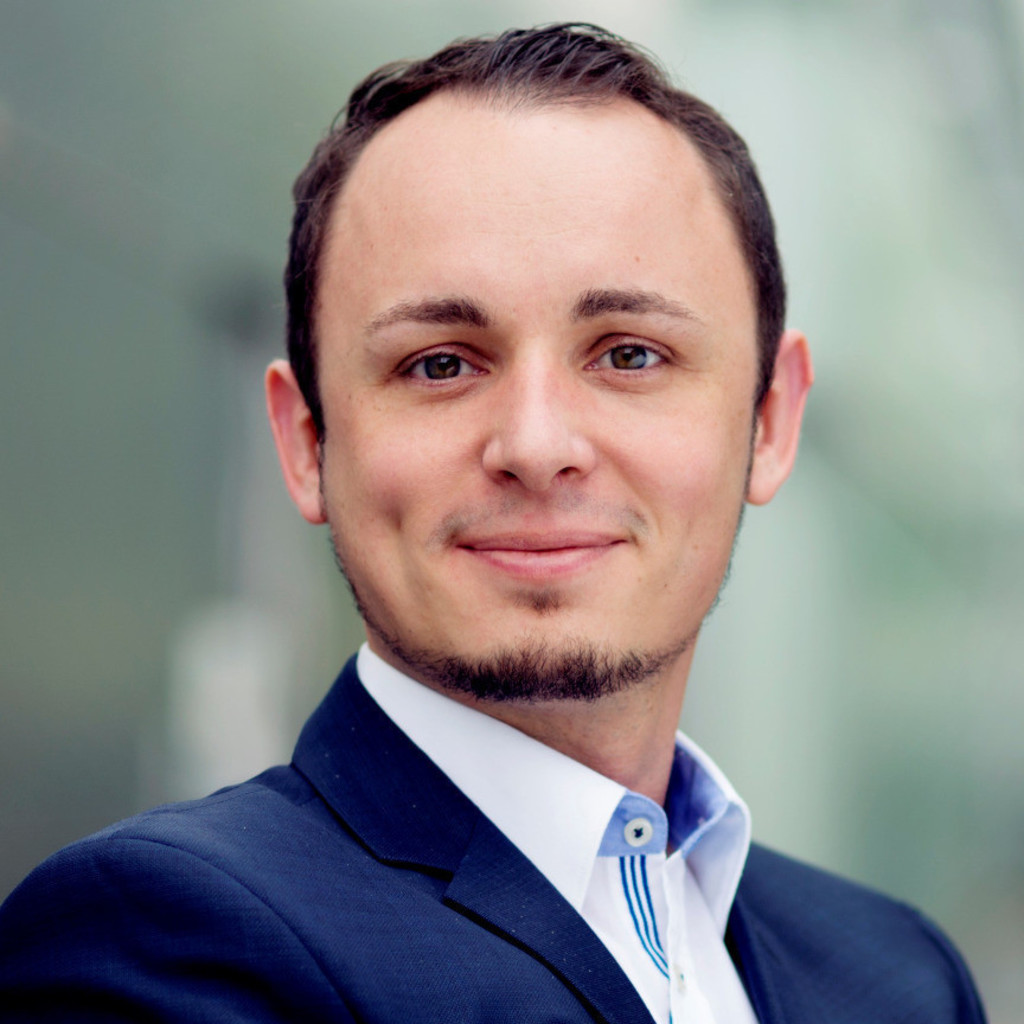 Julian Heyn Senior Consultant Project Management & Methods b