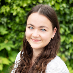 Lea Strauch
