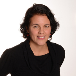 Mag. Natalia Vivas