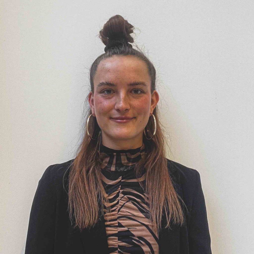 Frederike Pribil Ausbildung und Berufserfahrung XING