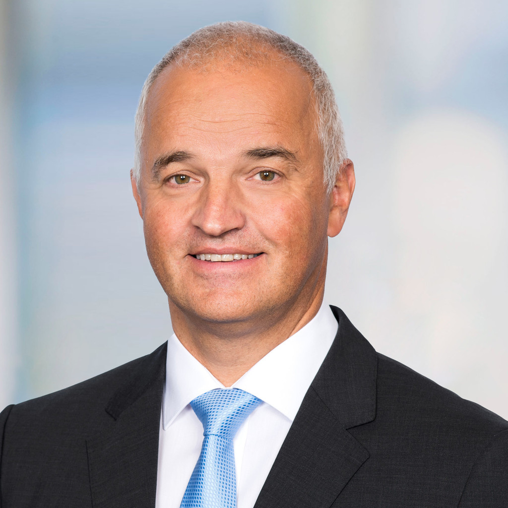 Peter Gertsch Senior Financial Services and IT Executive RaXO XING