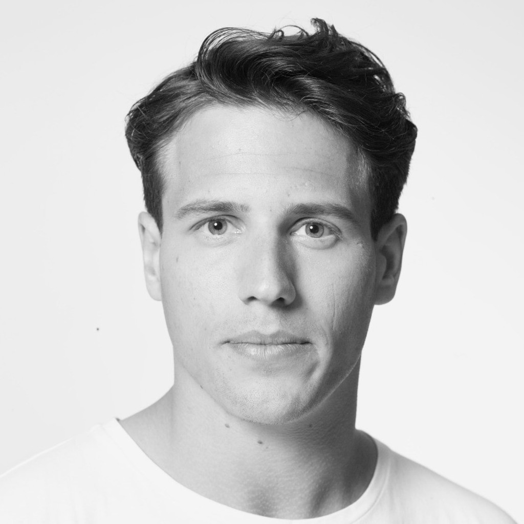 Leonard Jung Product Designer Instagram XING