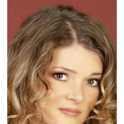 Nadine Woll