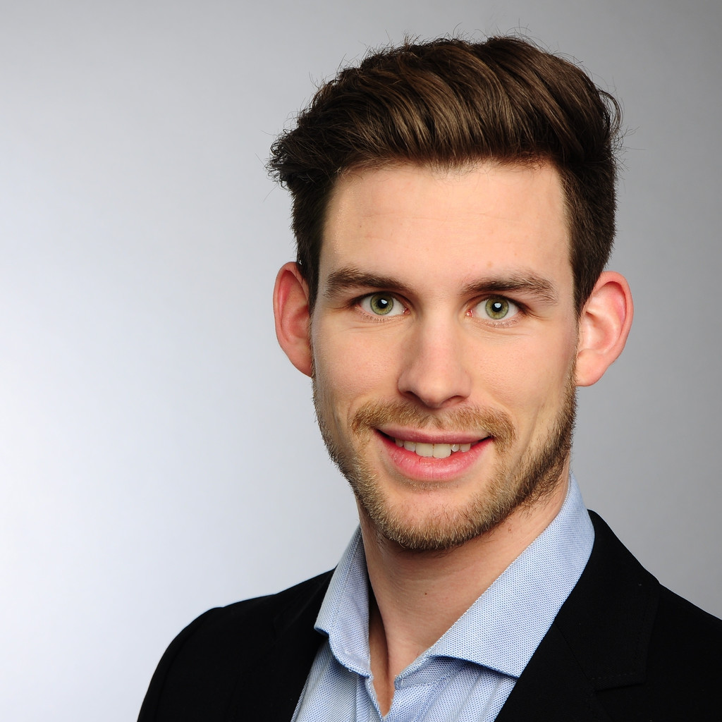 Bertil Toemmler HR Business Partner Lufthansa Technik AG XING