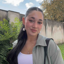 Valeria Bitter