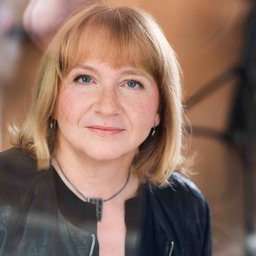 Dr. Cornelia Weiss