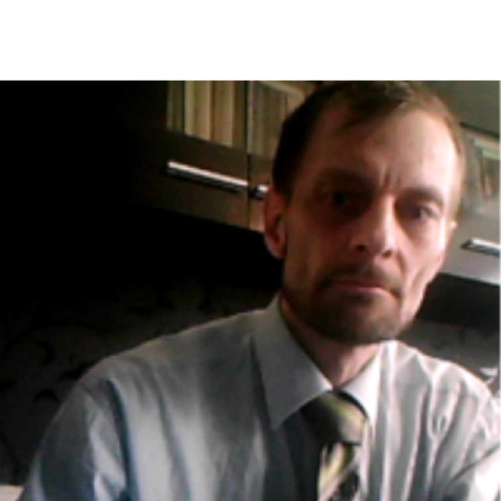 Dipl. Kfm. Roman F. Martinu - General-Manager - GreeEnline eMobility ...