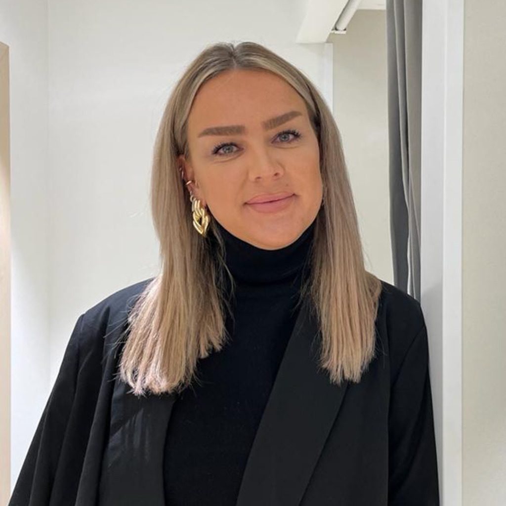 Irina Brodowicz District Manager Calzedonia Germany GmbH XING