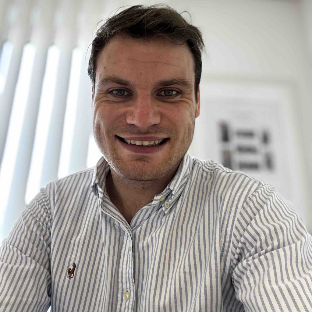 Burkhard Kleine Residenzberatung im Vertrieb / Sales Victor's Group