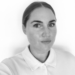 Elina Pinneker