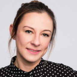 Nicole Davies
