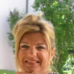 Manuela Knie