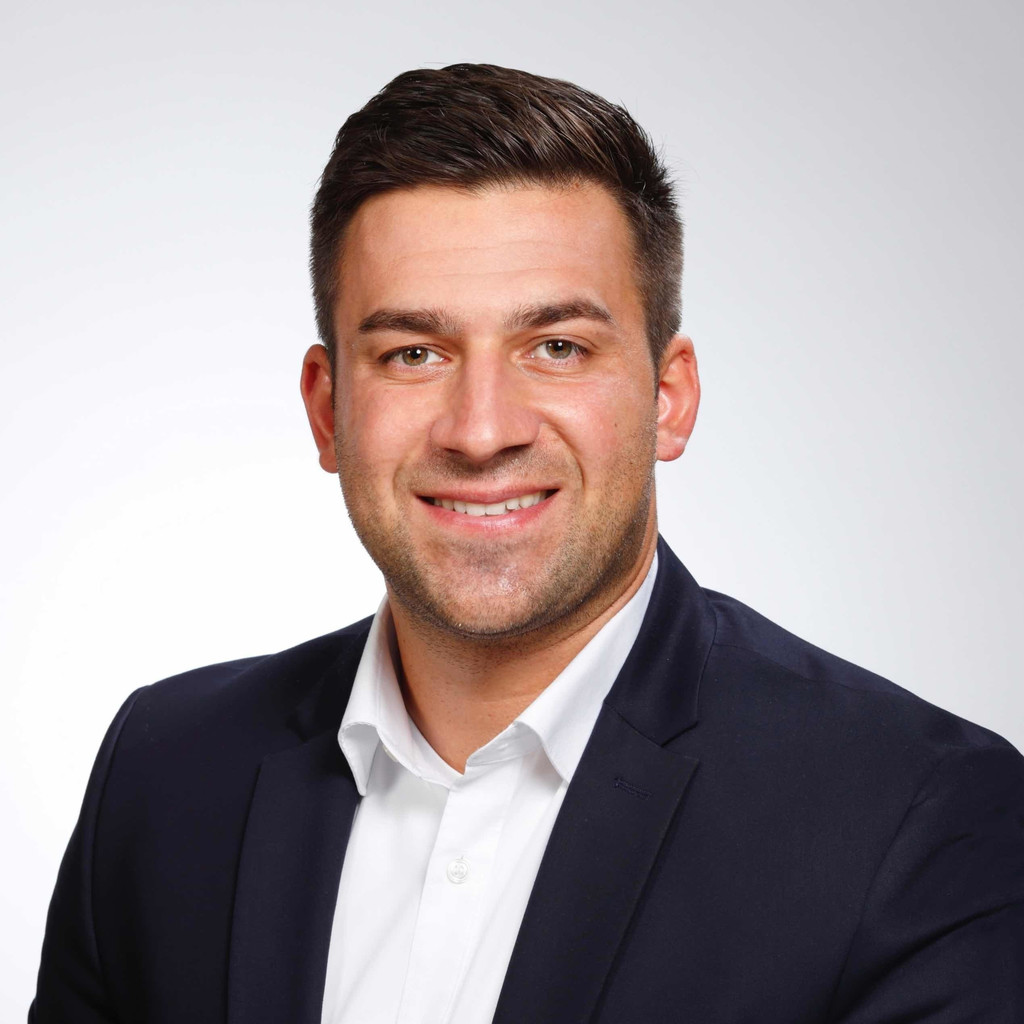 Eduard Schmidt Beschaffungssachbearbeiter Volkswagen Financial