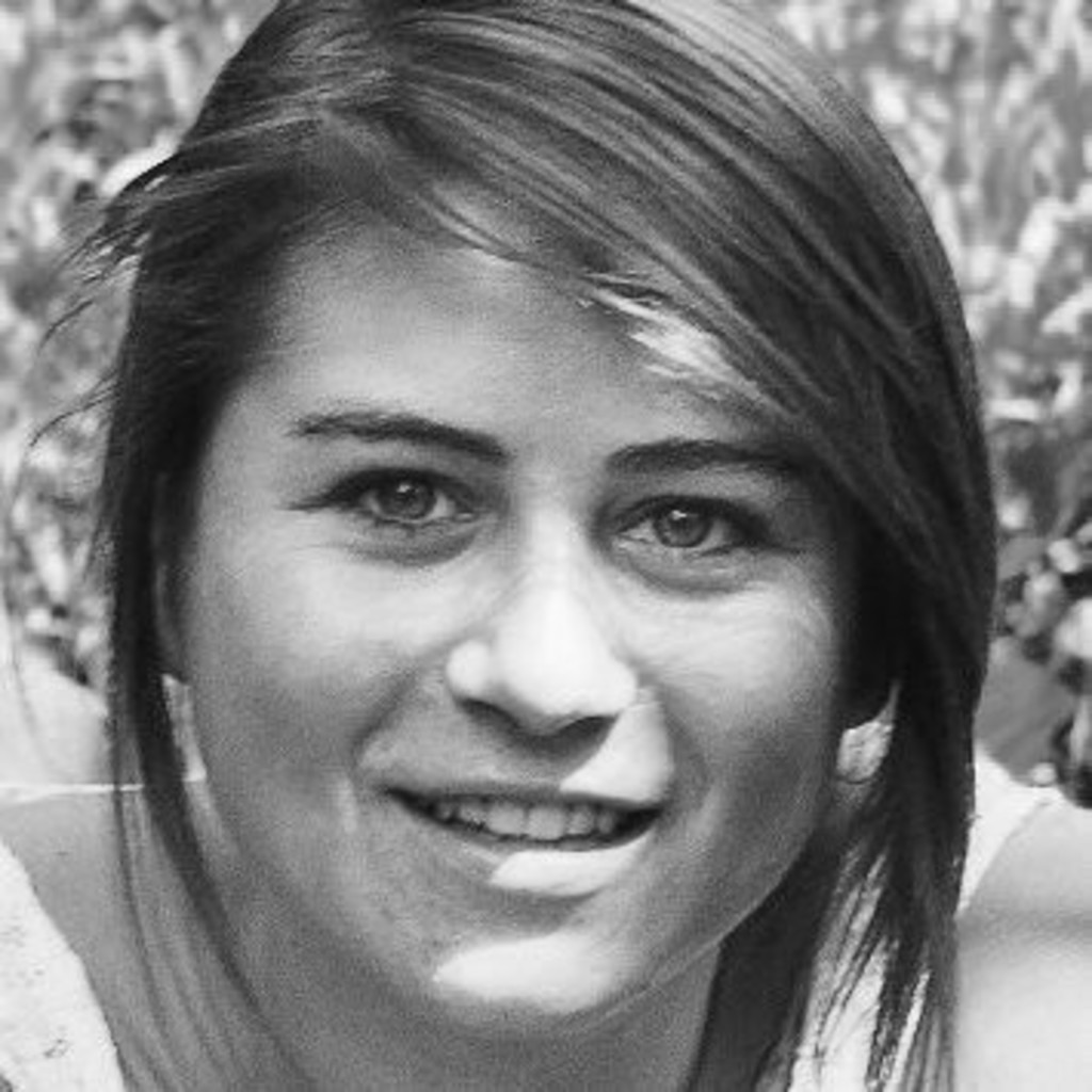 Astrid De Raedt Senior Account Manager SAATCHI & SAATCHI Düsseldorf