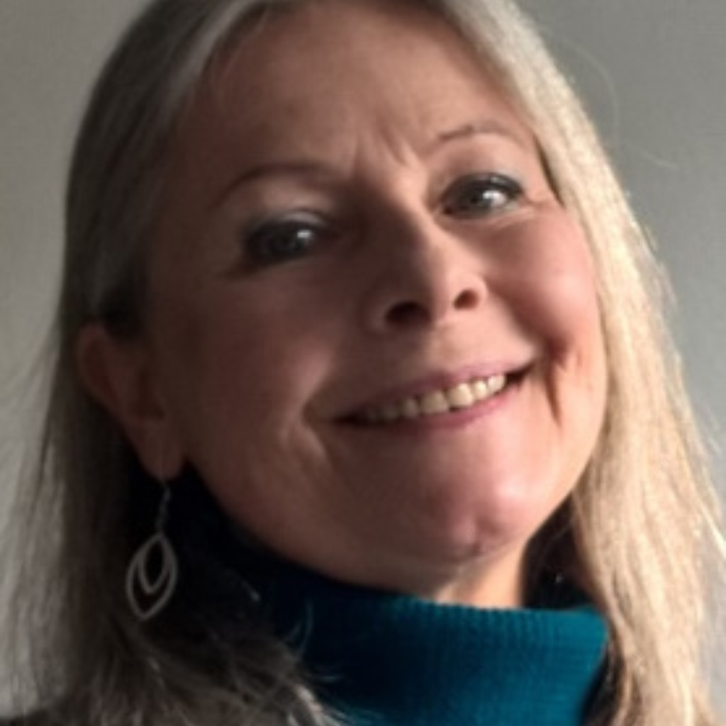 Bettina Eupper staatlich anerkannte Kosmetikerin KOSMETIKOASE XING