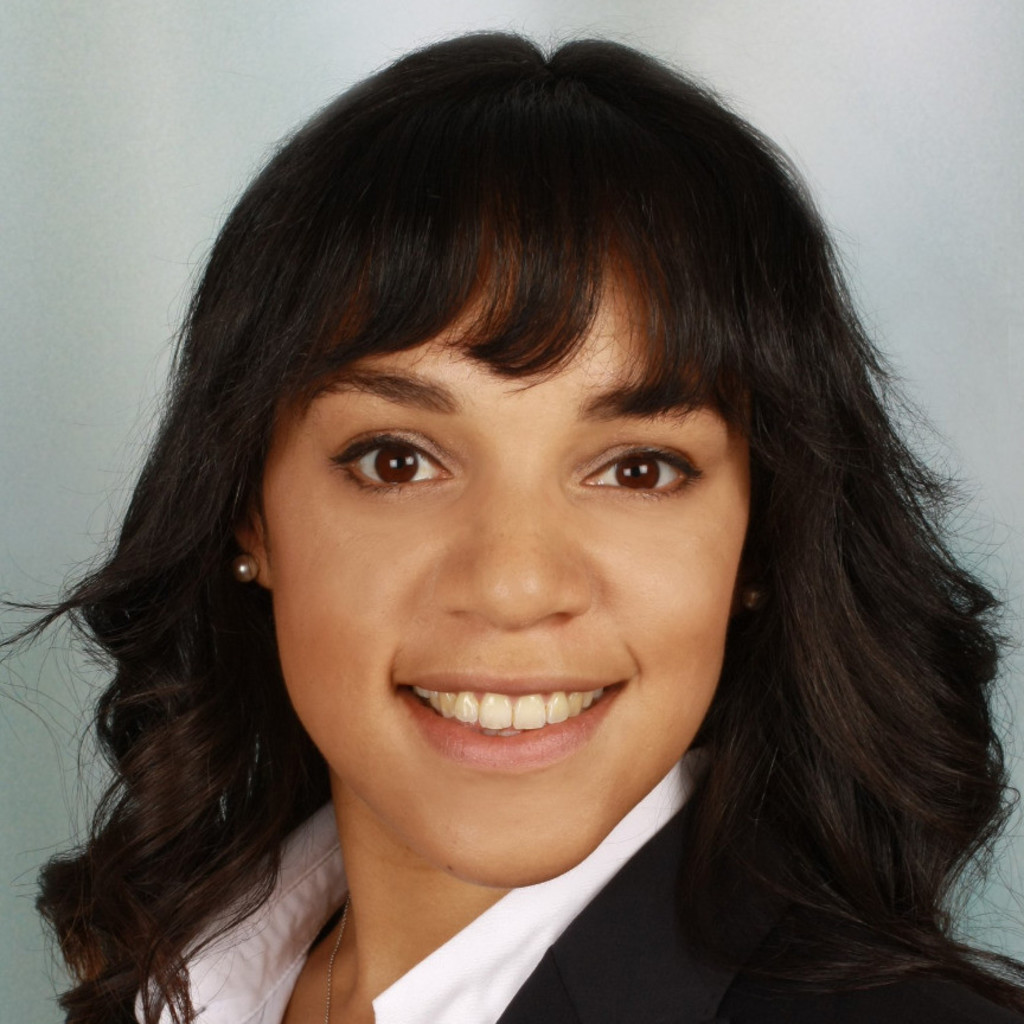 Alexandra Ballhausen Social Media Management Alfatraining XING