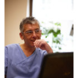 Dr. Viktor Sinkovits
