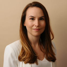 Nina Ring