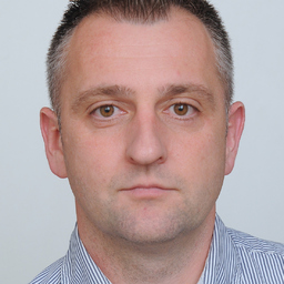 Dr. Bojan Štrbac