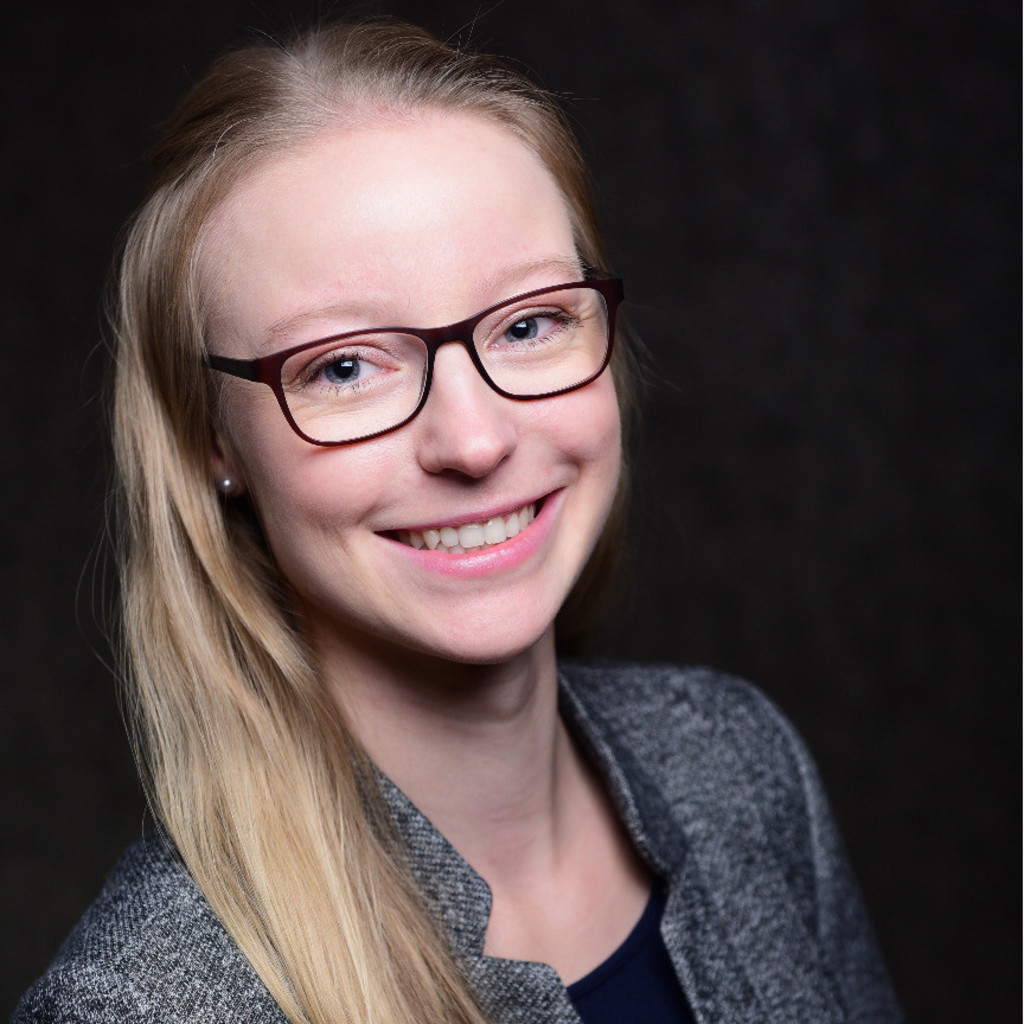 vanessa-flottmann-product-development-specialist-dmk-baby-gmbh-xing