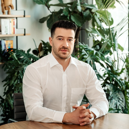 Ufuk Sezen