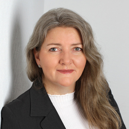 Dr. Christine König