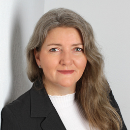 Dr. Christine König