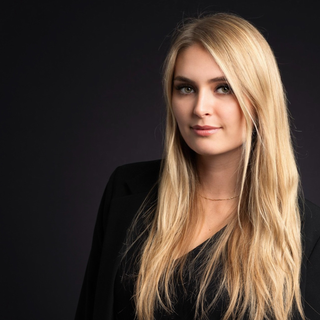 Jasmin Lemke Recruitment Consultant Huxley, ein Geschäftszweig von