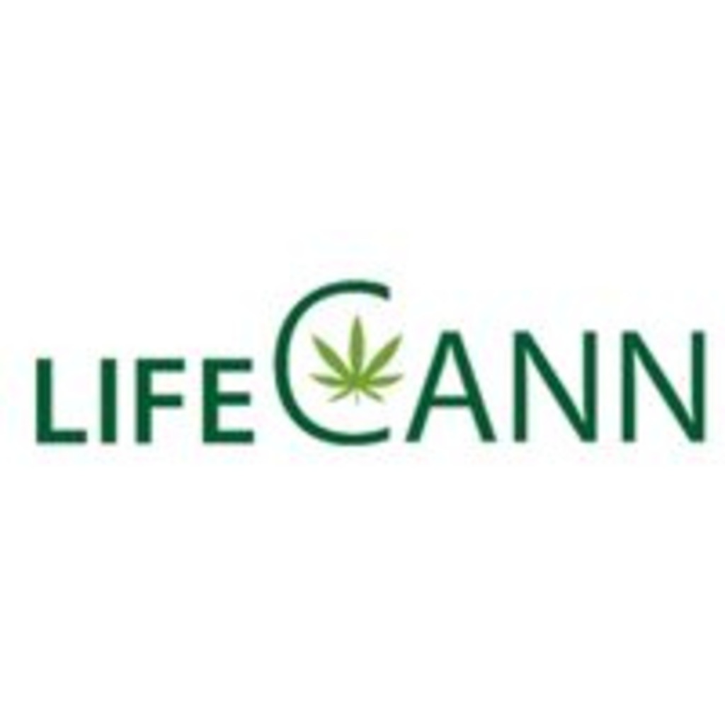 Memetakan Lanskap Digital Marketing untuk Ganja Medis: Tantangan dan Peluang di Era Baru