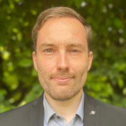 Dr. Nikita Dümmel