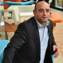 Jamal Heptner