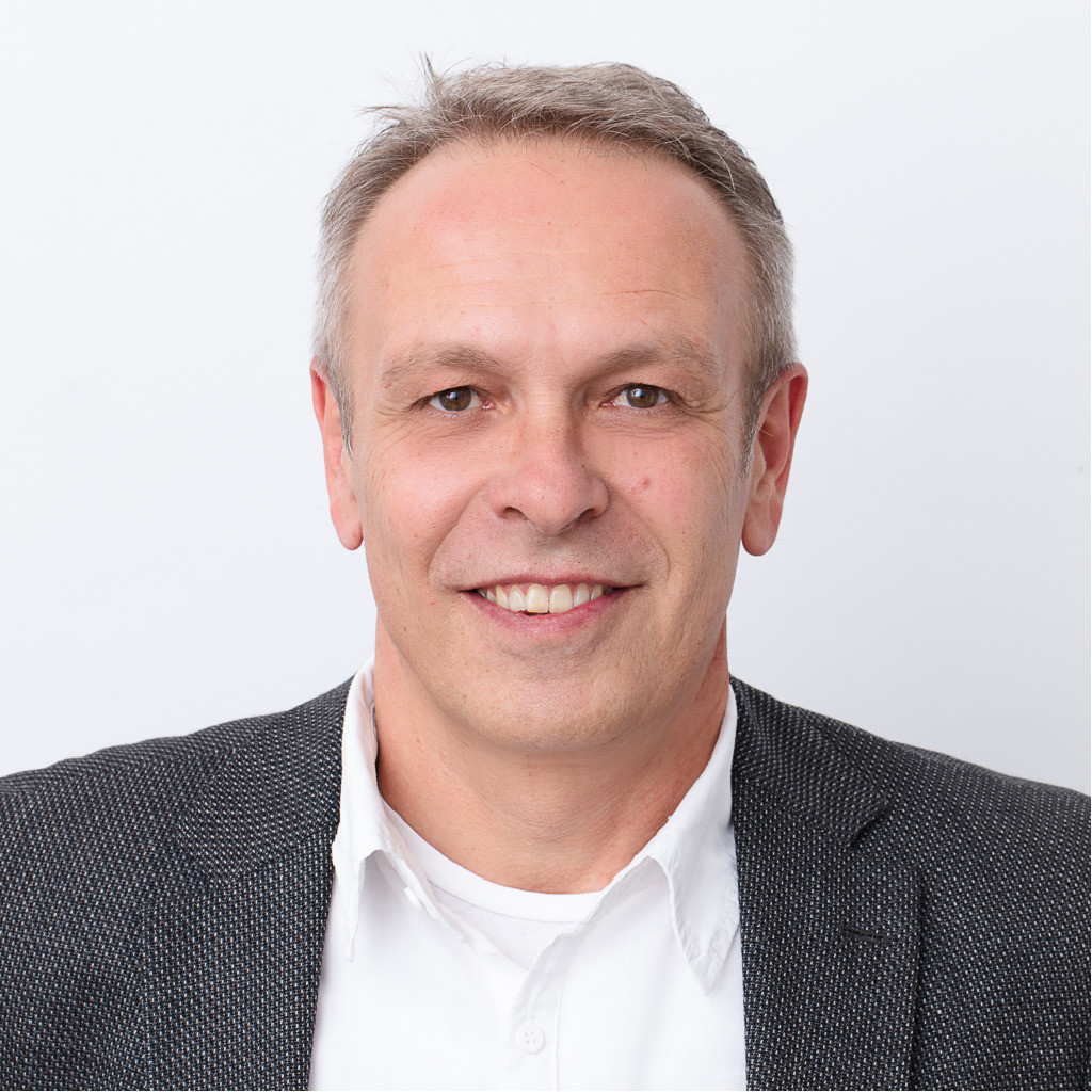 Harald Walter Sachbearbeiter Allianz Partners XING