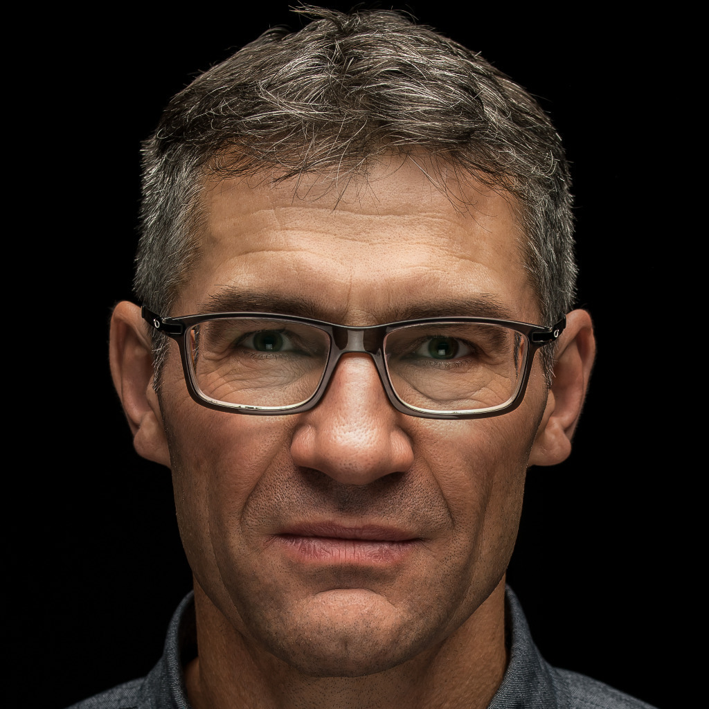 Peter Östlund Project Director Hitachi Energy Germany AG XING