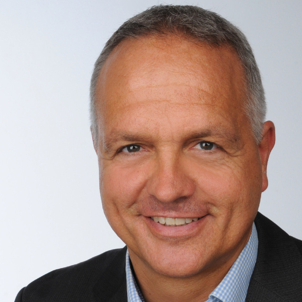 Rudolf Hoffmann Senior Account Manager Enterprise Accounts Siemens Industry Software GmbH Rudolf Hoffmann Senior Account Manager Enterprise Accounts Siemens Industry Software GmbH