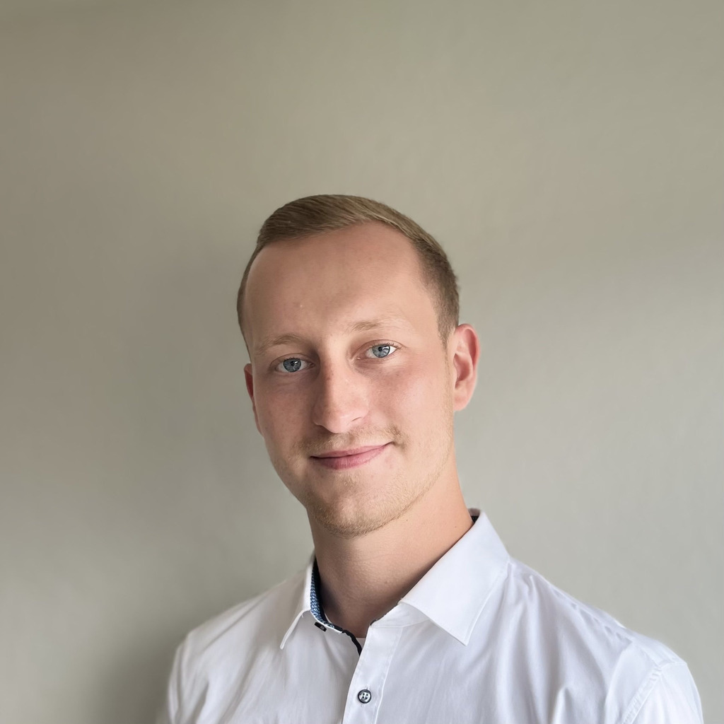 Jan Philipp Busch Assistent der Geschäftsführung Sellenthin