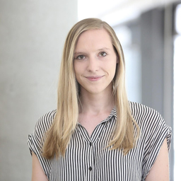 Carina Holzapfel