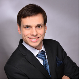 Dr. Thomas Föll