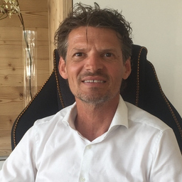 Robert Schmid