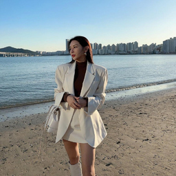 Carrie Lin