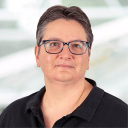 Anja Henze