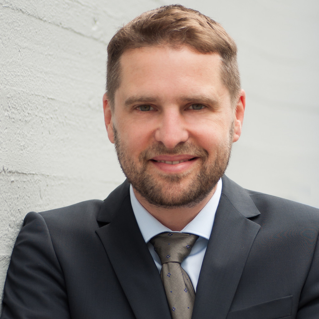 Eberhard Fritz Senior Business Expert CRM EMEA; kfm. Verantwortung