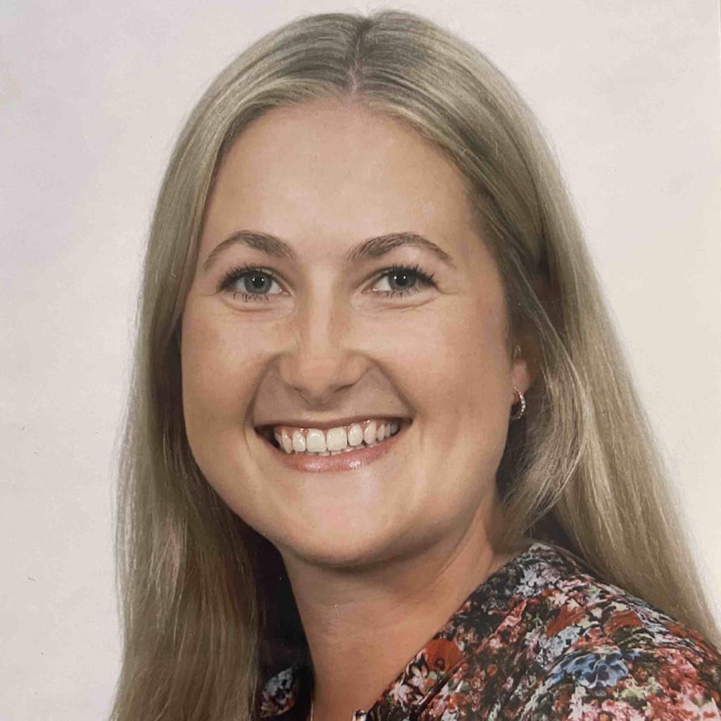 Katharina Eberl Mitarbeiter Customer Service Medi Globe XING