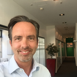 Stephan Hecker
