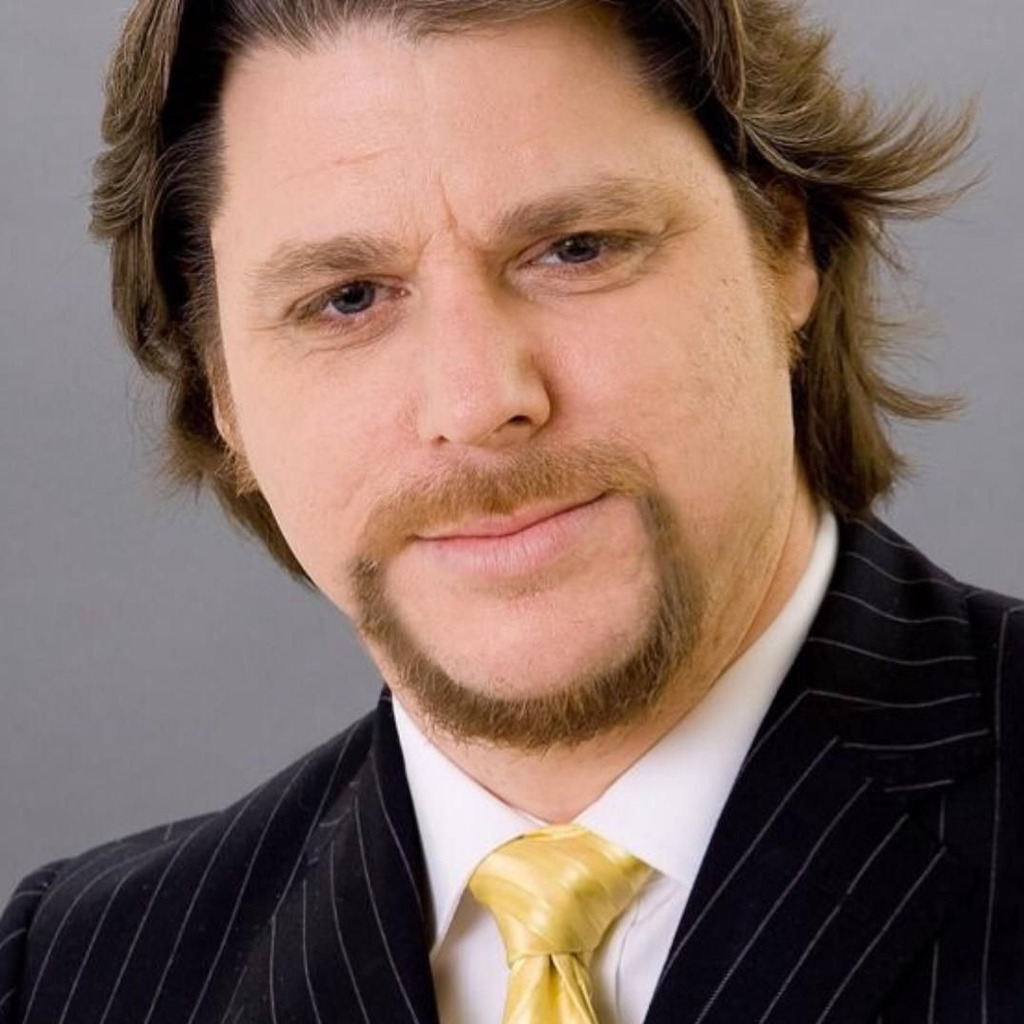 Stuart R. Harrod UX Designer Tompson Reuters XING