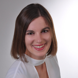 Larissa Petker