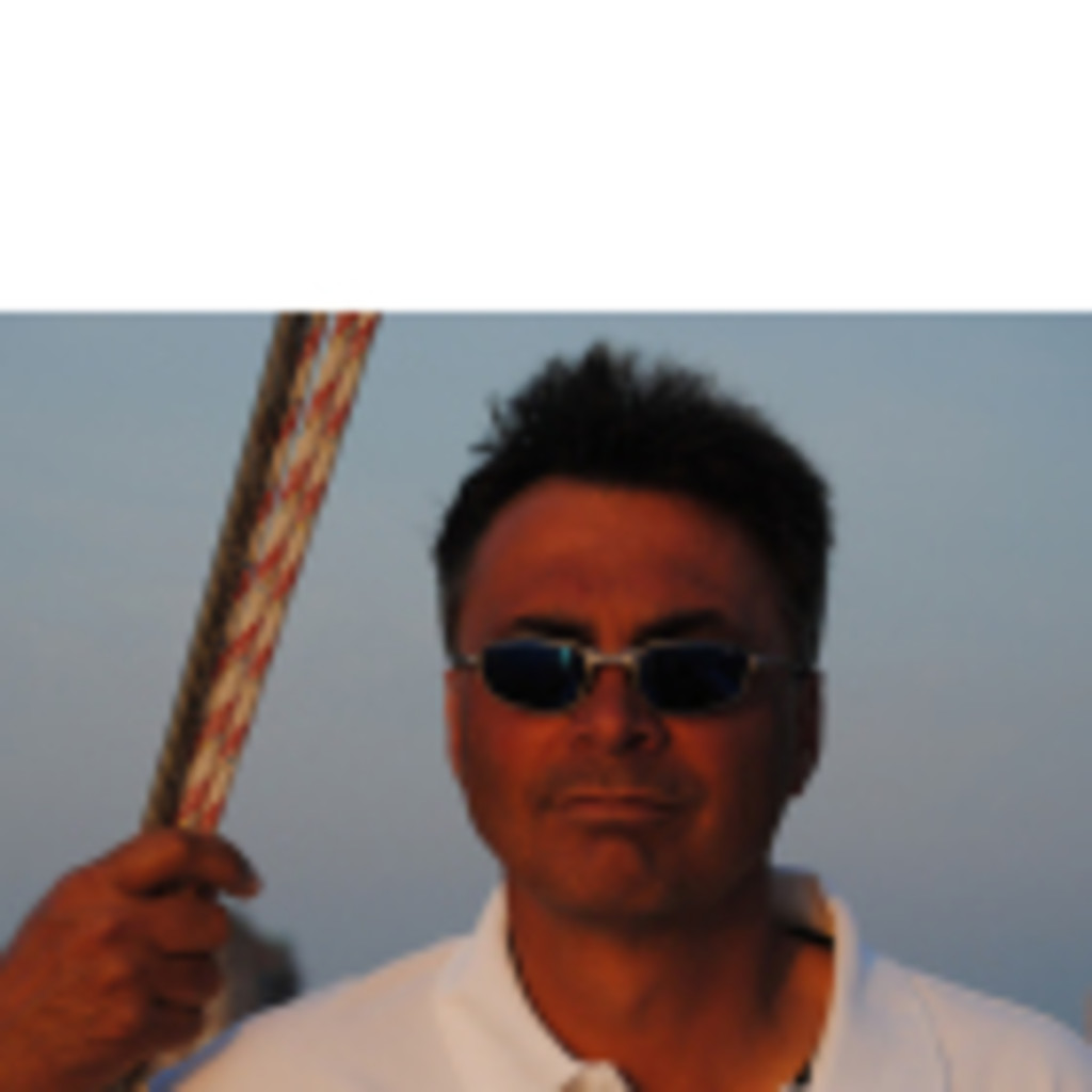 Bernd Lange Führungskraft CARePORT + CAReWHEEL + KM Yachtcharter