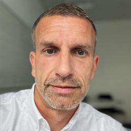 Oliver Schott